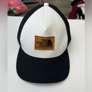 EUC The North Face Adjustable Snap Back Baseball Cap